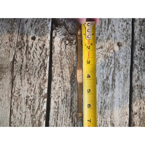 Vintage Certina Swiss quartz watch gold plated Ladies Wrist Watch rare timepiece - Picture 9 of 14